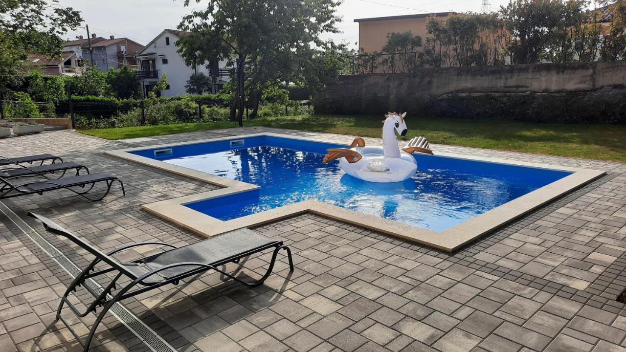 Apartman Ela Donji Rukavac Ngoại thất bức ảnh