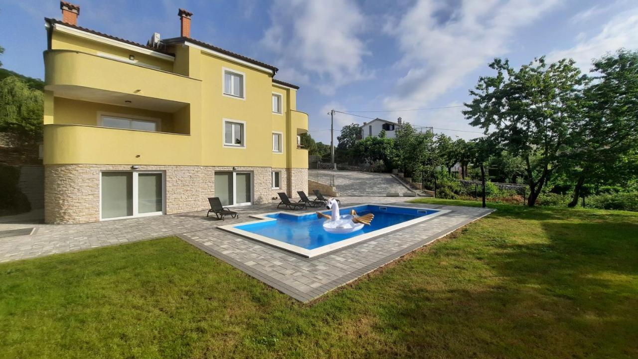 Apartman Ela Donji Rukavac Ngoại thất bức ảnh