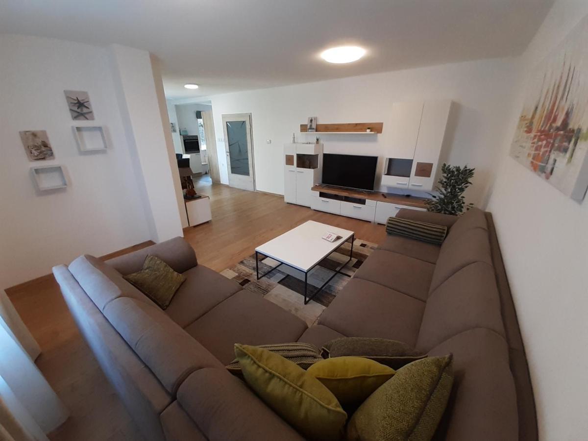 Apartman Ela Donji Rukavac Ngoại thất bức ảnh