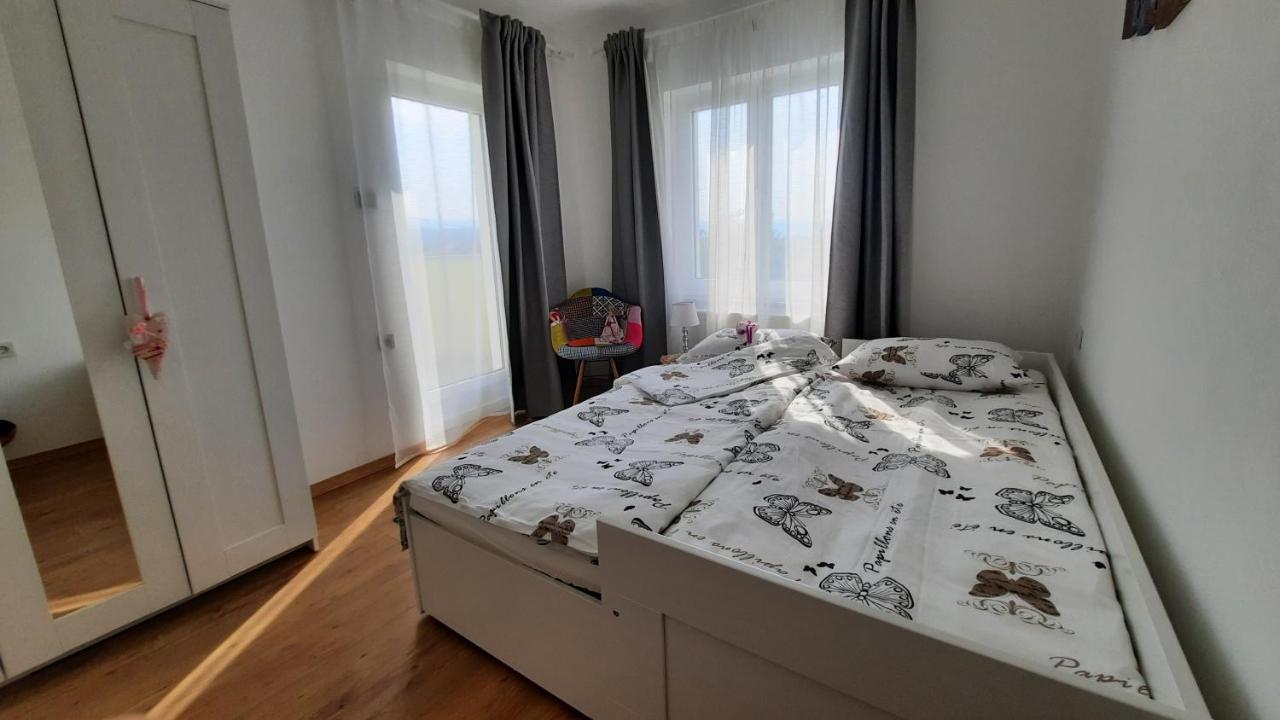 Apartman Ela Donji Rukavac Ngoại thất bức ảnh